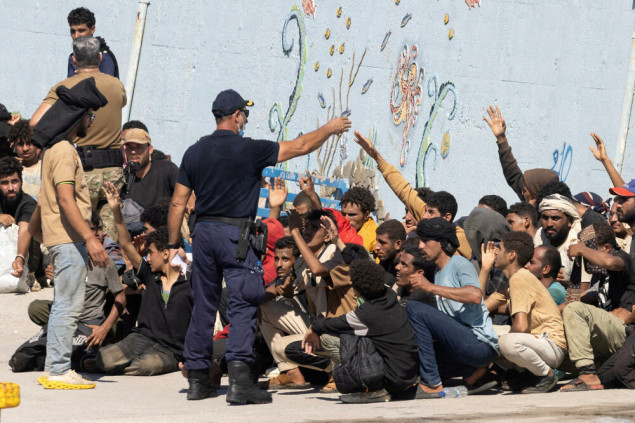 U Grčkoj na Kreti privedeno oko 1.200 migranata u posljednja tri dana