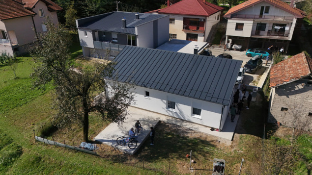 Godina dana od poplava u BiH: Violeta izgradila dvije kuće