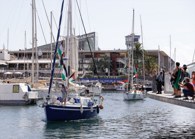 Globalna flotila Sumud isplovila iz Barcelone u pokušaju da probije blokadu Gaze