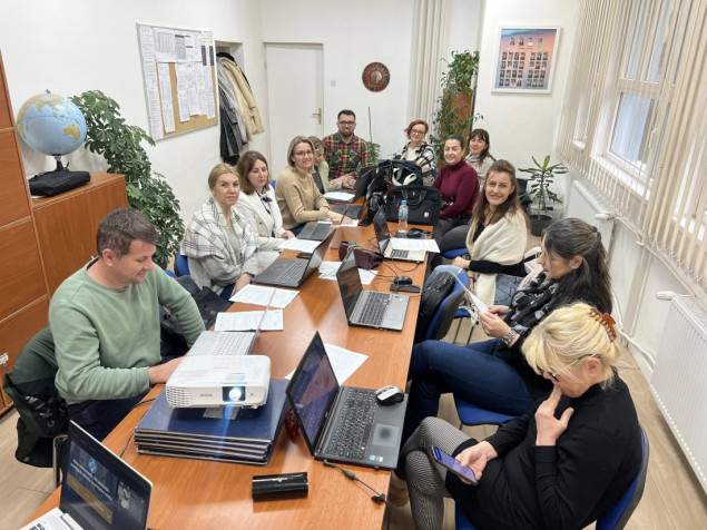 U Mostaru počeo ciklus edukacija o primjeni vještačke inteligencije u školama