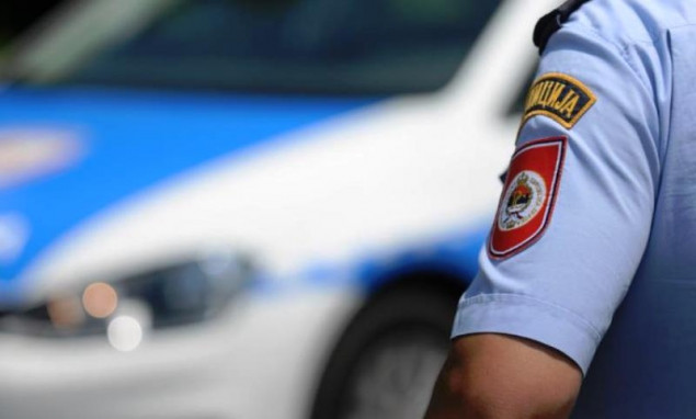 Dva lica sankcionisana zbog držanja opasnih životinja bez nadzora i zaštitnih sredstava