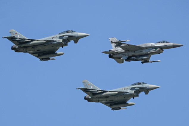 Rumunija podigla borbene avione zbog novog upada drona