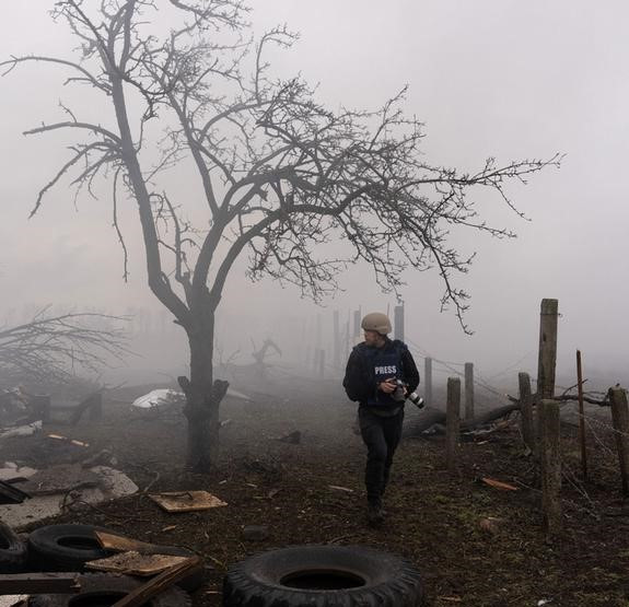 Projekcija dokumentarnog filma '20 dana u Mariupolju'