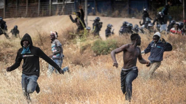 Najmanje 18 migranata poginulo u pokušaju da pređu iz Maroka u Melillu