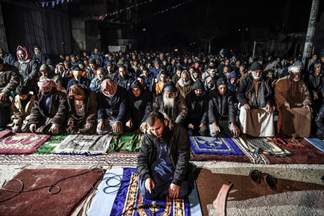 Ramazan u Gazi: Prva teravija na ruševinama džamije