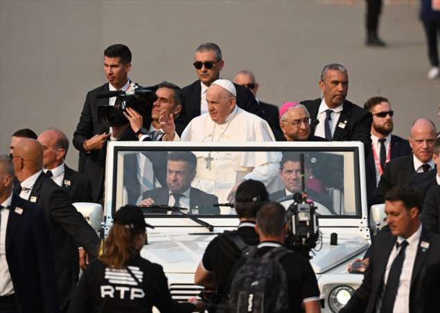 Hiljade vjernika u portugalskom svetištu Fatima dočekalo papu