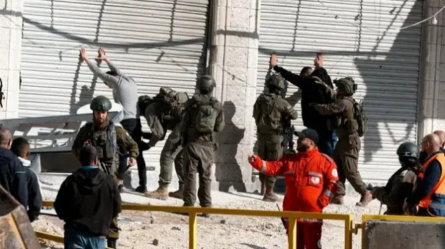 Izrael uhapsio 40 Palestinaca u opsežnim racijama na Zapadnoj obali