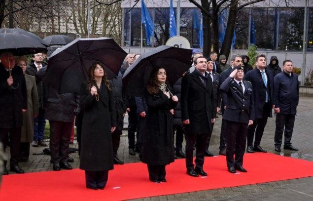 Kurti: Država, nezavisnost i Ustav su novi, ali jezik, kultura i narod Kosova su drevni