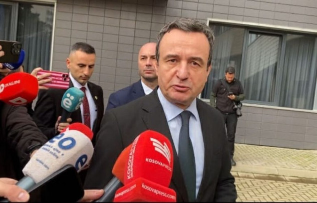 Kurti se nada da će Kosovo izbjeći prijevremene izbore