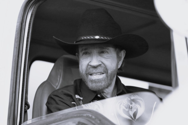 Preminuo Chuck Norris