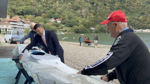 Predstavljeni novi kajaci Kajak-Kanu Kluba 'Drina', prisustvovao i ministar Hurtić