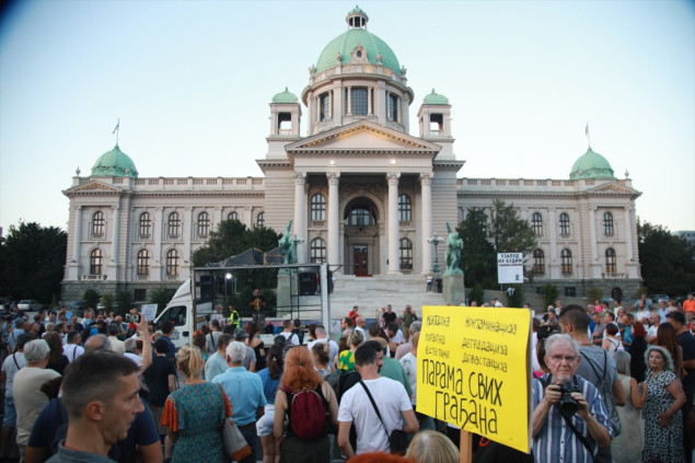 Građanski protest u Beogradu: Obrazovanje moguće samo u sigurnim školama, nasilje na svakom koraku