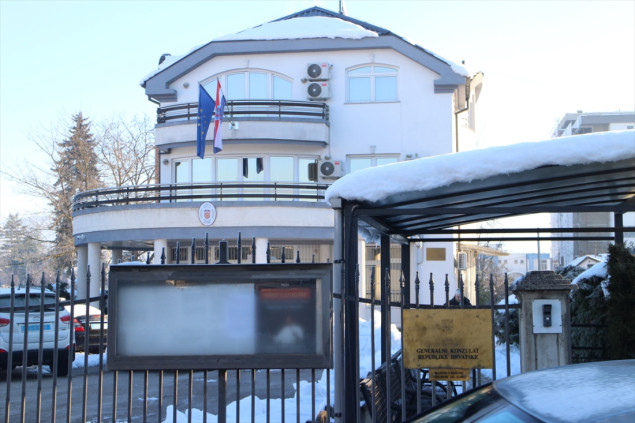 Građani glasaju u konzulatu Hrvatske u Banjaluci