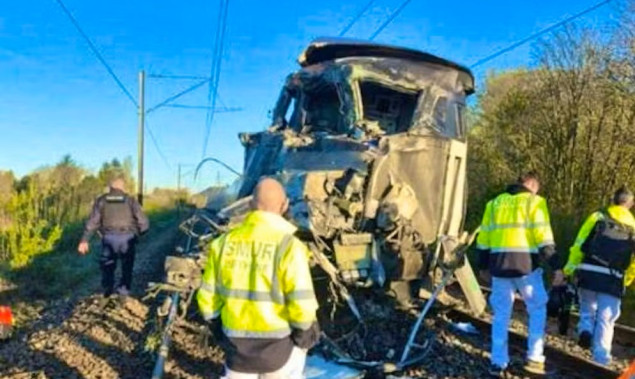 Mašinovođa poginuo u sudaru voza s vojnim kamionom na sjeveru Francuske