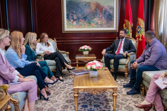 Milatović uputio izvinjenje porodicama zbog zločina deportacije Bošnjaka