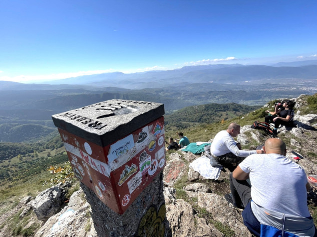 Tradicionalni novogodišnji uspon na vrh Trebevića 1. januara, Stanice planinarskih vodiča Sarajevo