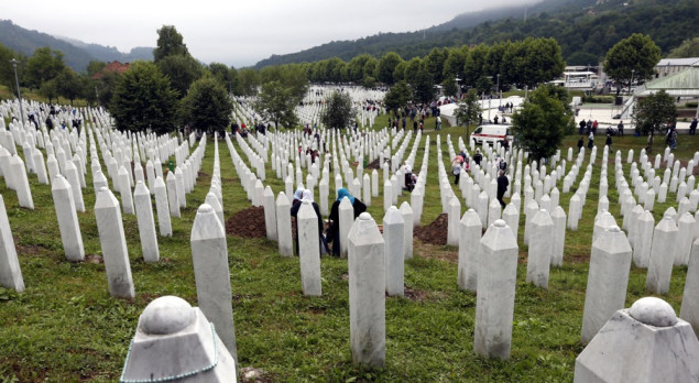 Vlada Nizozemske daje milion eura Memorijalnom centru Srebrenica