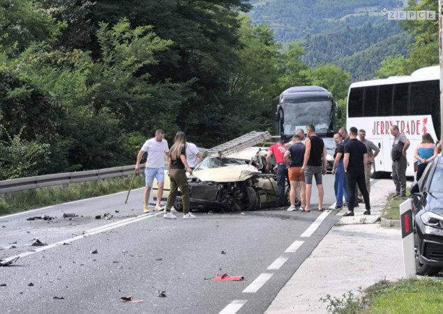 U nesreći kod Žepča jedna osoba zadobila povrede i prevezena u KBZ
