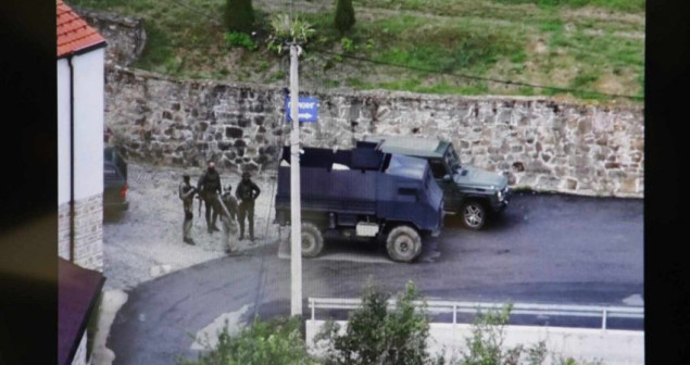 Kosovska policija ubila jednog napadača, zatvoreni Jarinje i Brnjak