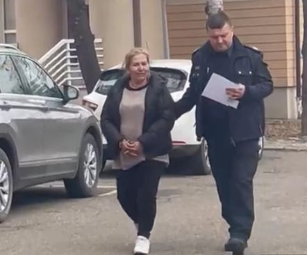 Osumnjičena za trgovinu djece u Brčkom dovedena u Tužilaštvo na saslušanje