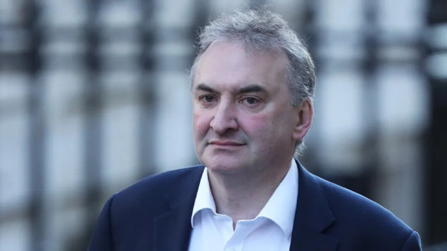 Najviši britanski državni službenik podnio ostavku zbog afere Epstein