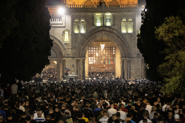 Oko 280.000 muslimana obilježilo Lejletu-l-kadr u džamiji Al-Aqsa
