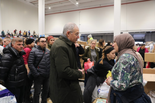 Turski ambasador Girgin u skladištu pomoći: Hvala svim građanima BiH