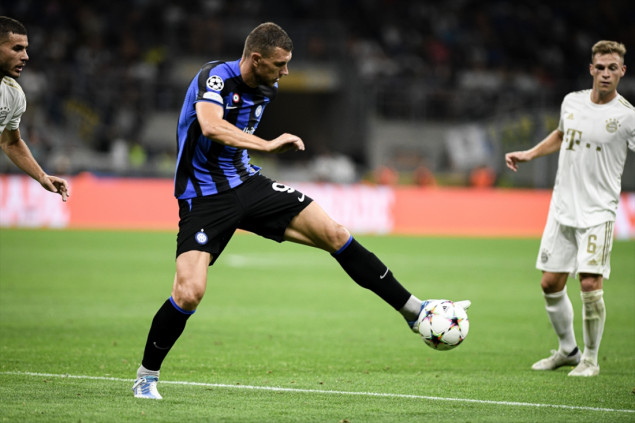 UEFA Liga prvaka: Napoli deklasirao Liverpool, Bayern u gostima bolji od Intera