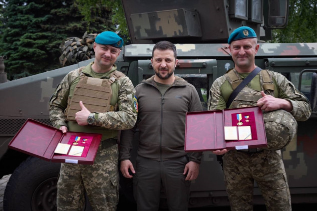 Ukrajinski predsjednik posjetio vojnike u Donjecku