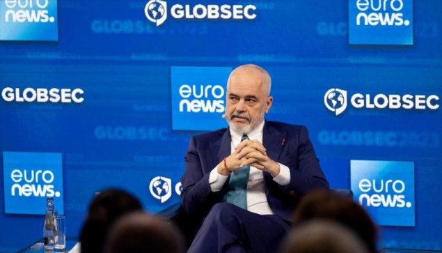 Edi Rama: Snaga Vojske Srbije na granici s Kosovom ravna je nuli