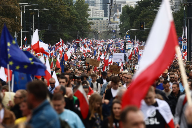 Veliki skup opozicije u Varšavi