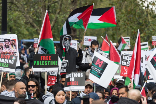 Hiljade ljudi propalestinskom skupu u Londonu