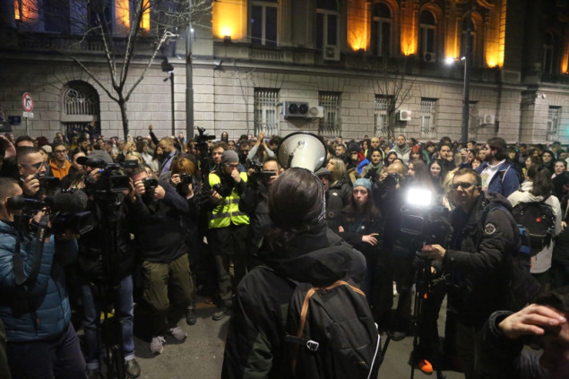 Osmi protest u Beogradu završen mirno, novo okupljanje najavljeno za utorak