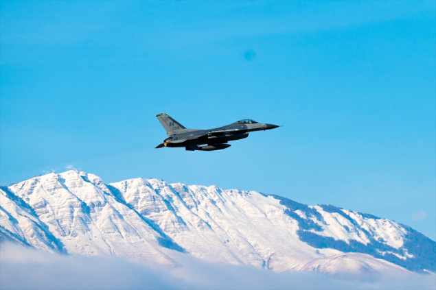 OSBiH i američka avijacija izveli vojnu vježbu: Dva aviona F-16 preletjela BiH