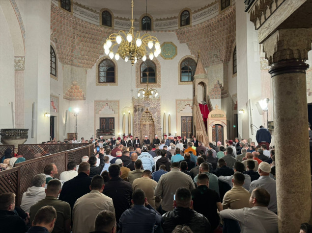 Muslimani obilježavaju Lejletul-kadr, najodabraniju noć u islamskom kalendaru