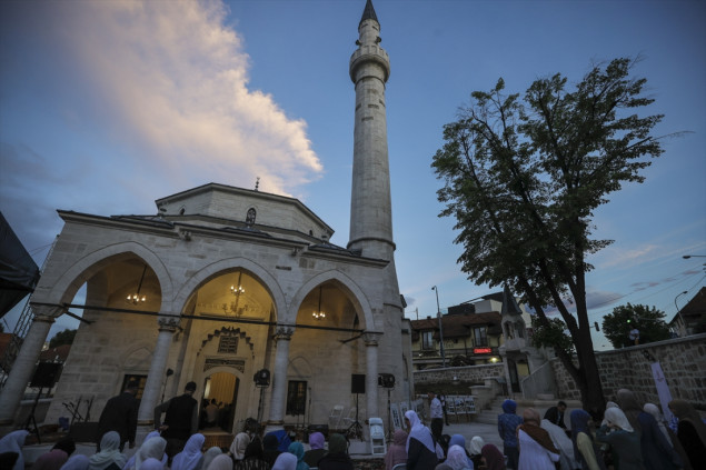 Sve spremno za svečano otvorenje: Arnaudija ponovo krasi grad na Vrbasu
