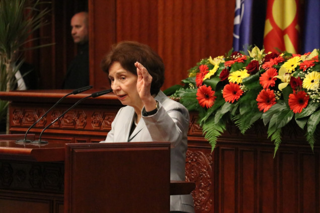 Siljanovska-Davkova na polaganju zakletve izostavila 'Sjeverna' iz naziva države