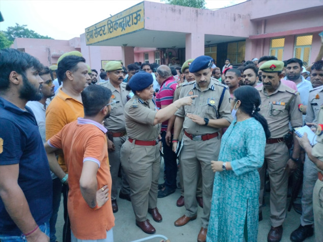 Indija: U stampedu poginula najmanje 121 osoba