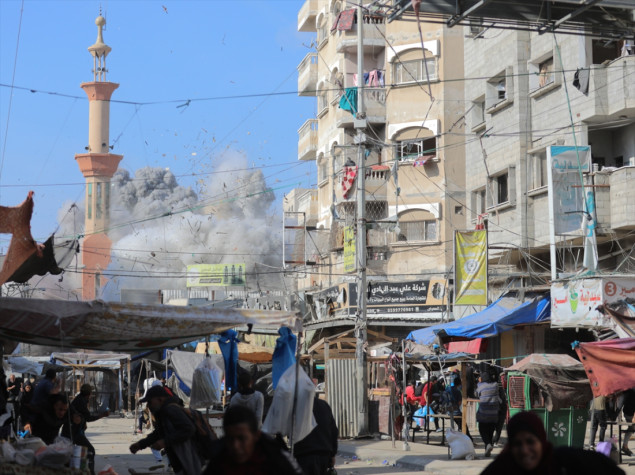 Izraelska vojska gađala džamiju Al-Farouk u Gazi