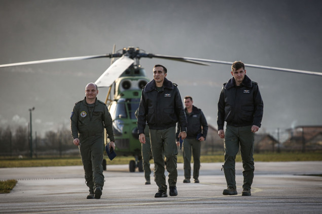 Rumunija jača vojno prisustvo u EUFOR-u, stigli i helikopteri IAR-330