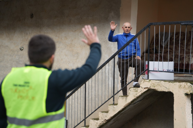 Prehrambeni paketi i iftar porodicama u Buturović Polju
