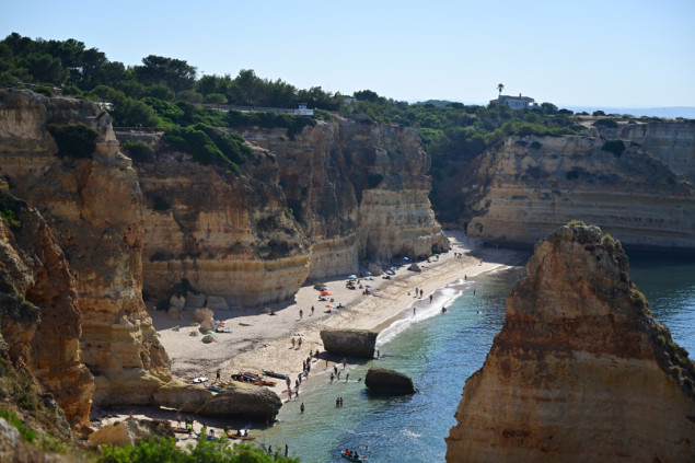 Plaža Marinha je jedna od najljepših u Portugalu