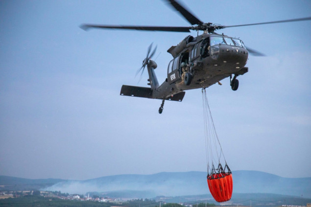 KFOR pomaže u gašenju požara na Kosovu