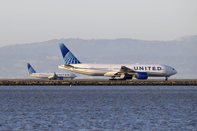 Tehnički kvar prizemljio letove United Airlinesa, izazvavši stotine kašnjenja