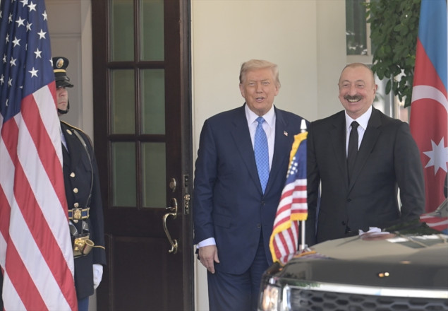 Armenija i Azerbejdžan potpisali mirovni "plan puta" na ceremoniji u Bijeloj kući