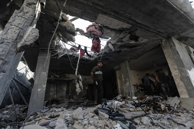 U izraelskim napadima širom Gaze ubijeno najmanje 48 Palestinaca