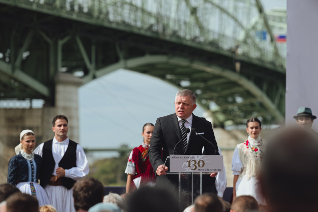 Orban sa slovačkim premijerom: Brisel je sada postao ratni projekat