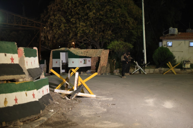 Granate pale u blizini aerodroma Mezzeh u sirijskoj prijestolnici