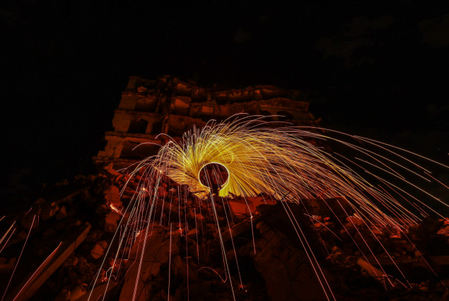 Simbol otpora i nade: Ramazanski performans i dječija pjesma obasjali ruševine Gaze