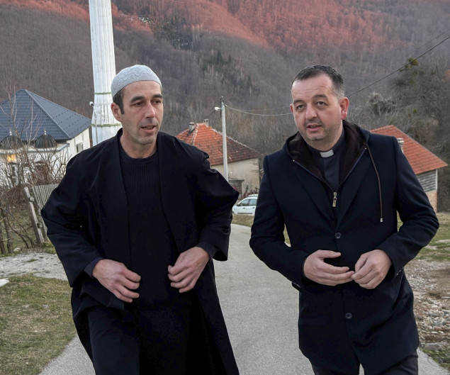 Svećenik i imam za iftarskom sofrom: Budućnost Bosne i Hercegovine je u zajedništvu